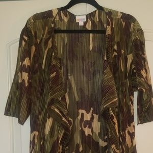 Camo Lularoe Shirley Small